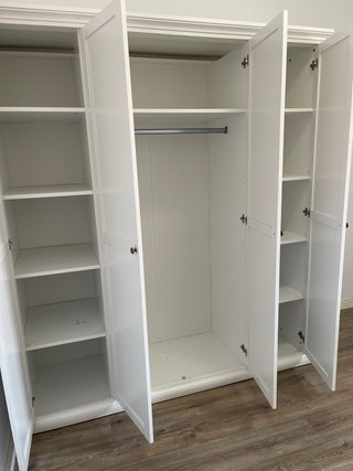 Armario ropero de madera blanco
