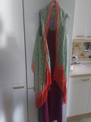 Chaleco de verano verde y naranja