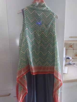 Chaleco de verano verde y naranja