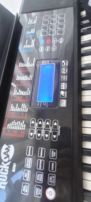 Piano RockJam con soporte  auriculares y banco