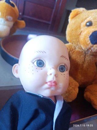 Muñeca Cry Babies + Peluche Oso + Pelota