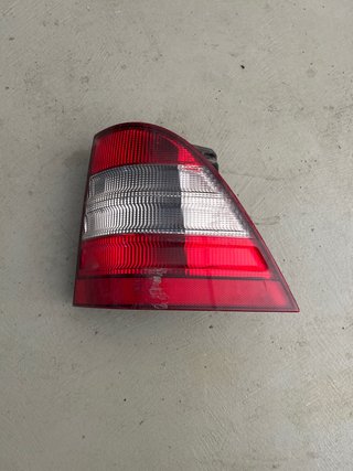 Faro Mercedes ML W163