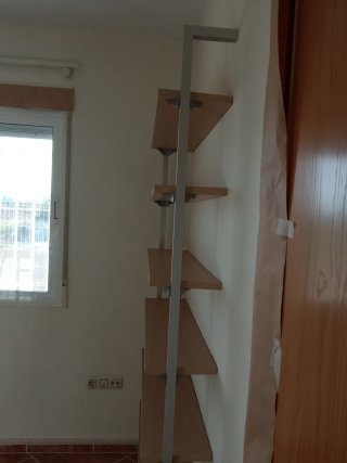 Estantería Metálica y Madera Beige