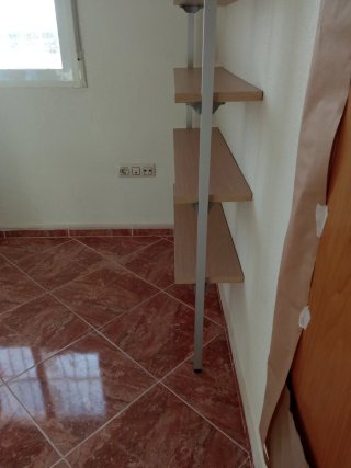 Estantería Metálica y Madera Beige