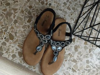 Sandalias Jomix mujer talla 38 negras y plateadas