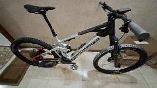 Ebike Super Enduro Talla L full carbono