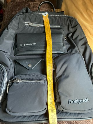 Mochila Desigual impermeable multi bolsillos