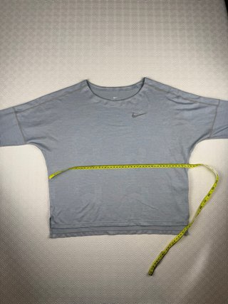 Camiseta Nike Dri-FIT Gris