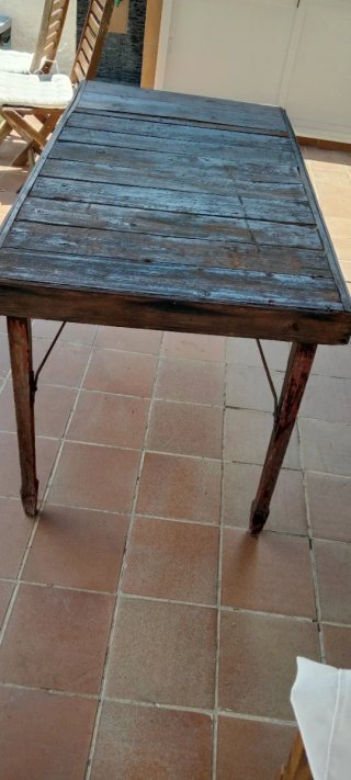 Mesa de jardín madera y metal 149x80cm x 72,5 cm