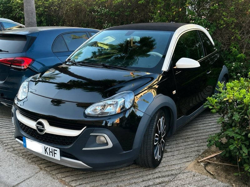 Opel ADAM 2018 - foto 1