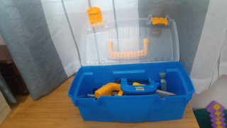 Caja de herramientas de juguete azul