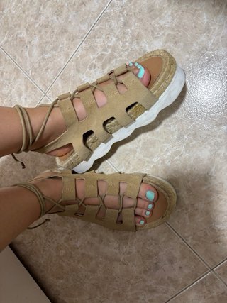 Sandalias romanas esparto beige