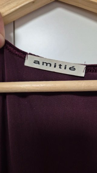 Vestido Terciopelo Morado berenjena. Marca Amitié.