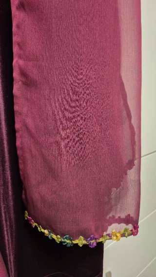 Vestido Terciopelo Morado berenjena. Marca Amitié.