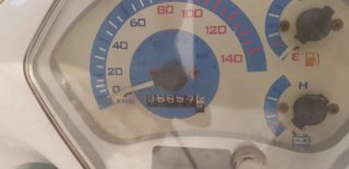 Moto Scooter Blanca