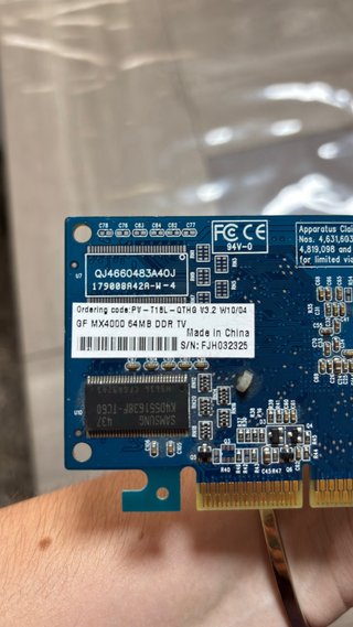 Tarjeta Gráfica XFX nvidia geforce4 MX4000 64MB