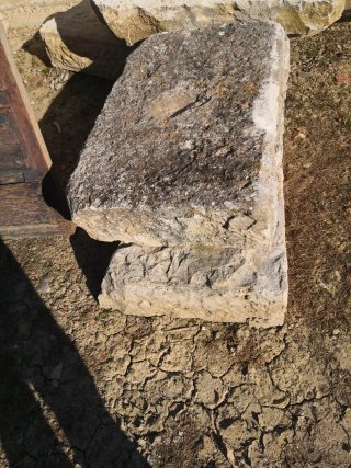 Piedras naturales Medidas 90x55x20 aproximadamente