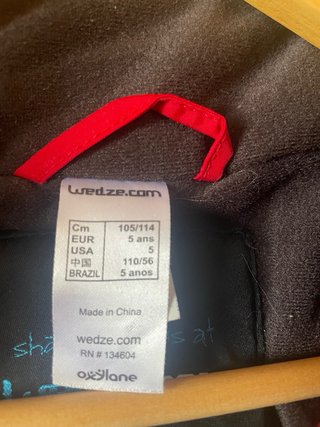 Buzo infantil rojo talla 5 para frío/nieve