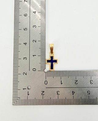 Colgante Cruz de oro de 18k, 0.93 g.