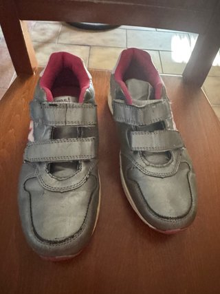 2 paia scarpe donna numero 37