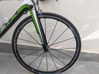 Bicicleta Carretera Carbono BH Ruedas Fulcrum