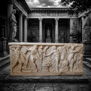 RELIEVE ROMANO CLÁSICO EN POLVO DE MÁRMOL