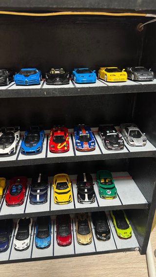 Colección Mini GT 1/64 Coches