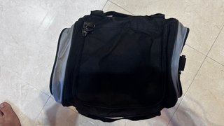 Maleta deportiva BRM gris y negra