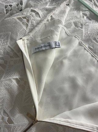 Vestido Pedro del Hierro blanco encaje