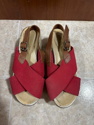 Sandalias de plataforma rojas