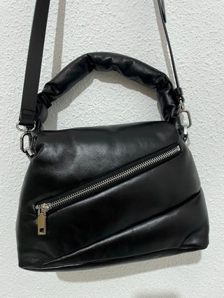 Bolso Desigual 100% piel negro acolchado