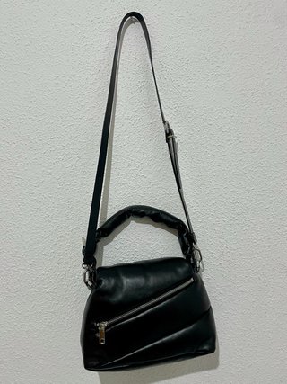 Bolso Desigual 100% piel negro acolchado