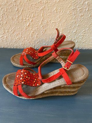 Sandalias Naranjas con pedreria