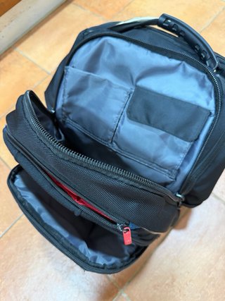Mochila Portatil Wenger Carbon 30L Negra y Azul