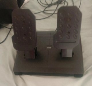 Volante Thrustmaster PS4