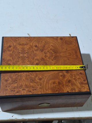 Caja de madera para puros nueva sin usar