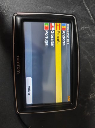 GPS TomTom XL N14644 con cargador