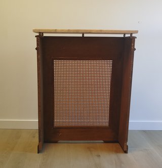 Cubre radiador madera con repisa mármol