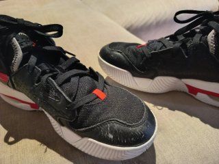 Zapatillas Baloncesto Jordan Negras Rojas