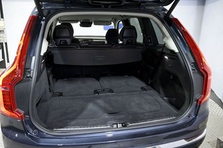 Volvo XC90   2.0 T8 AWD Core Recharge Auto