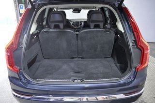 Volvo XC90   2.0 T8 AWD Core Recharge Auto