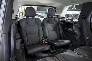 Volvo XC90   2.0 T8 AWD Core Recharge Auto