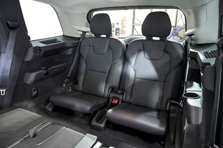 Volvo XC90   2.0 T8 AWD Core Recharge Auto