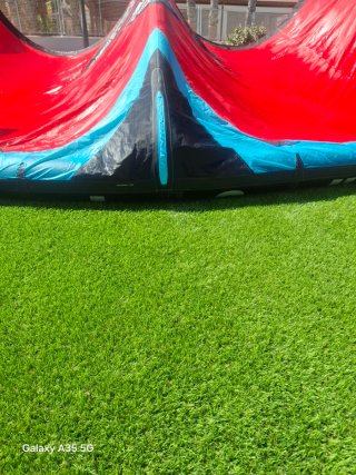 Cometa Naish 13.5 + Tabla + Barra
