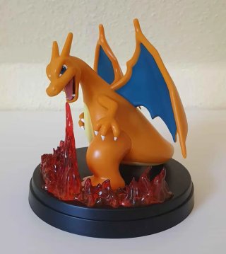 ¡ORIGINAL! Figura Charizard Pokémon