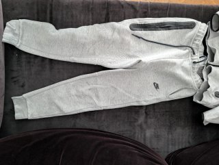 Nike Tech Fleece Sudadera  y Pantalón Gris