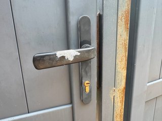 Portón 3m + Puerta Peatonal 1.80m