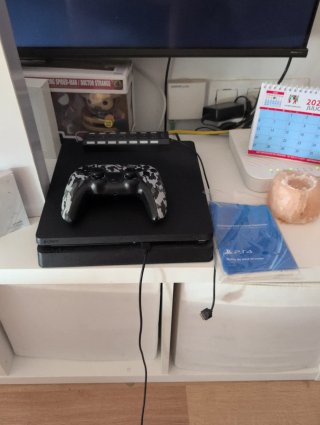 Consola PS4 Slim 1TB Negra