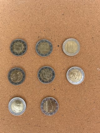 Lote 8 monedas 2€ raras