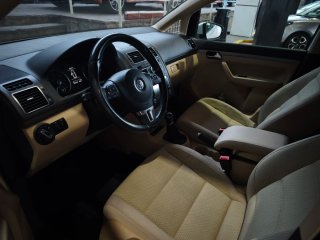 Volkswagen Touran 2013